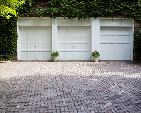 Garage doors installation Pleasant Prairie