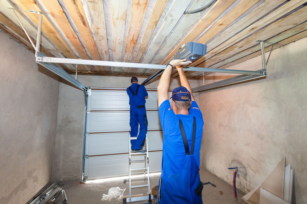 Garage Door Service technicians In Waukegan IL Garage Door Repair technicians Waukegan IL